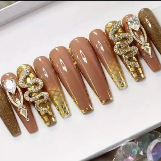 Golden Glitter Press On Nails (24pcs)