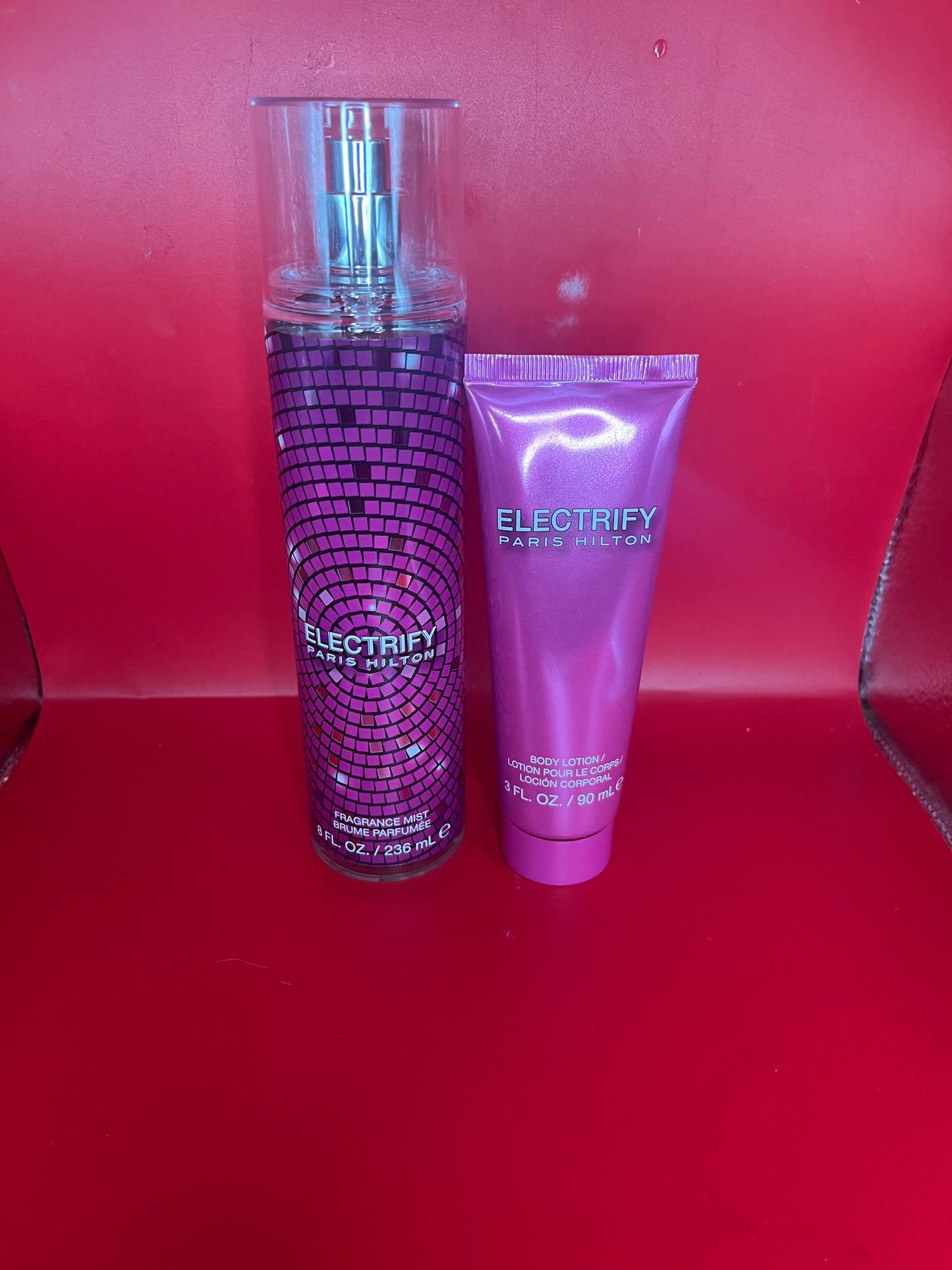 Paris Hilton Electrify Perfume Mist Set