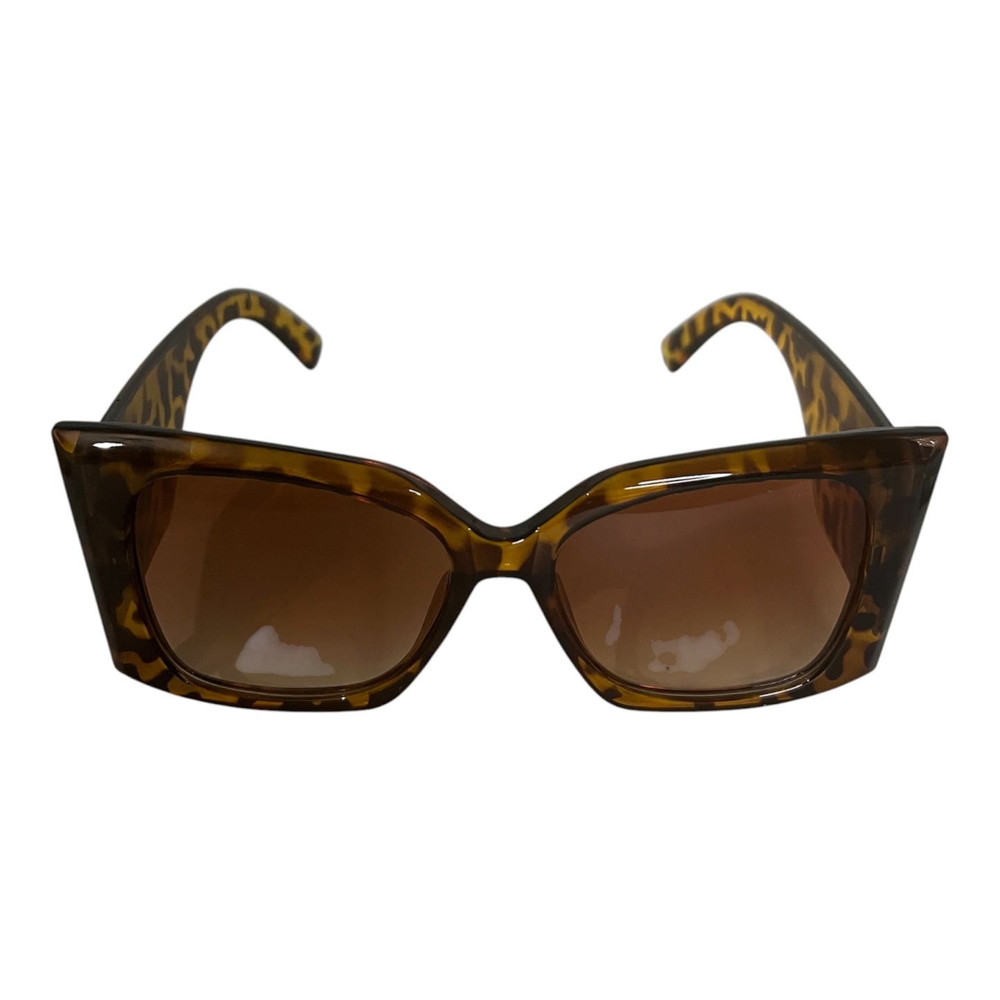 Chic Leopard Sunglasses